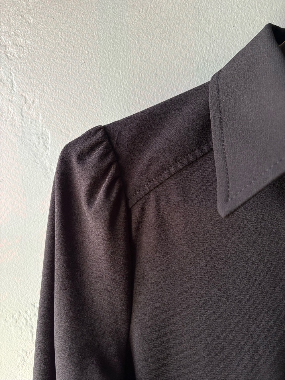 Tuckernuck Black Flutter Bottom Dress ~ Size S - Picture 7 of 9